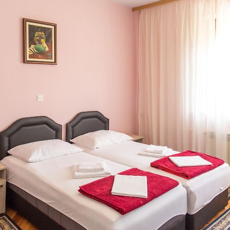 Guesthouse Blue Coast Будва Екстер'єр фото