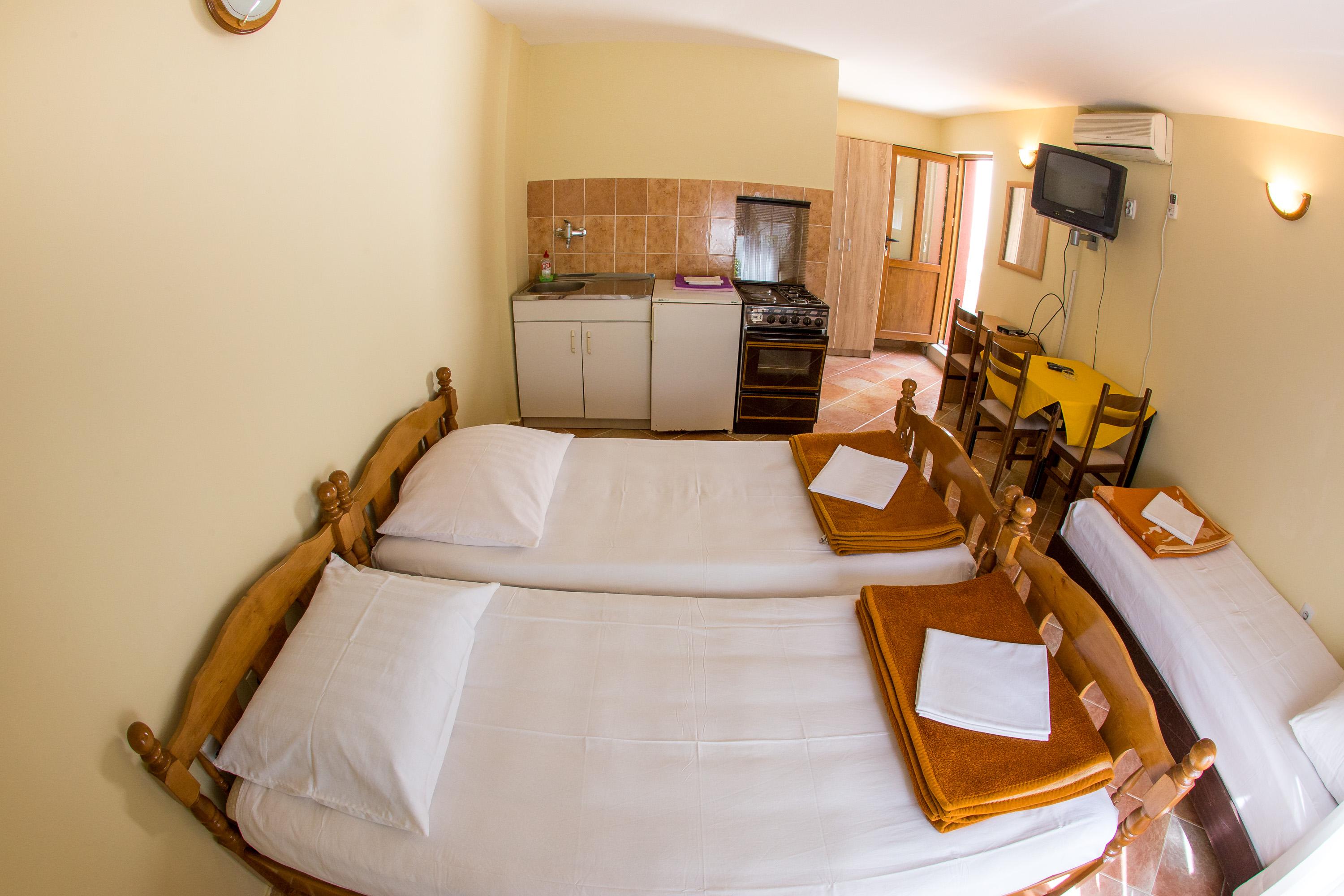 Guesthouse Blue Coast Будва Екстер'єр фото