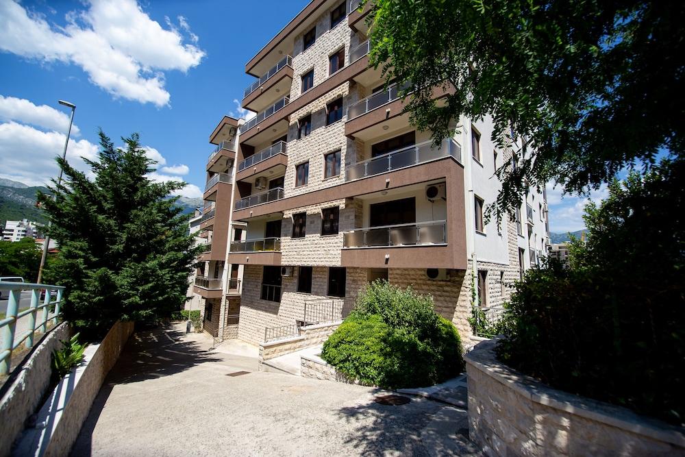Guesthouse Blue Coast Будва Екстер'єр фото